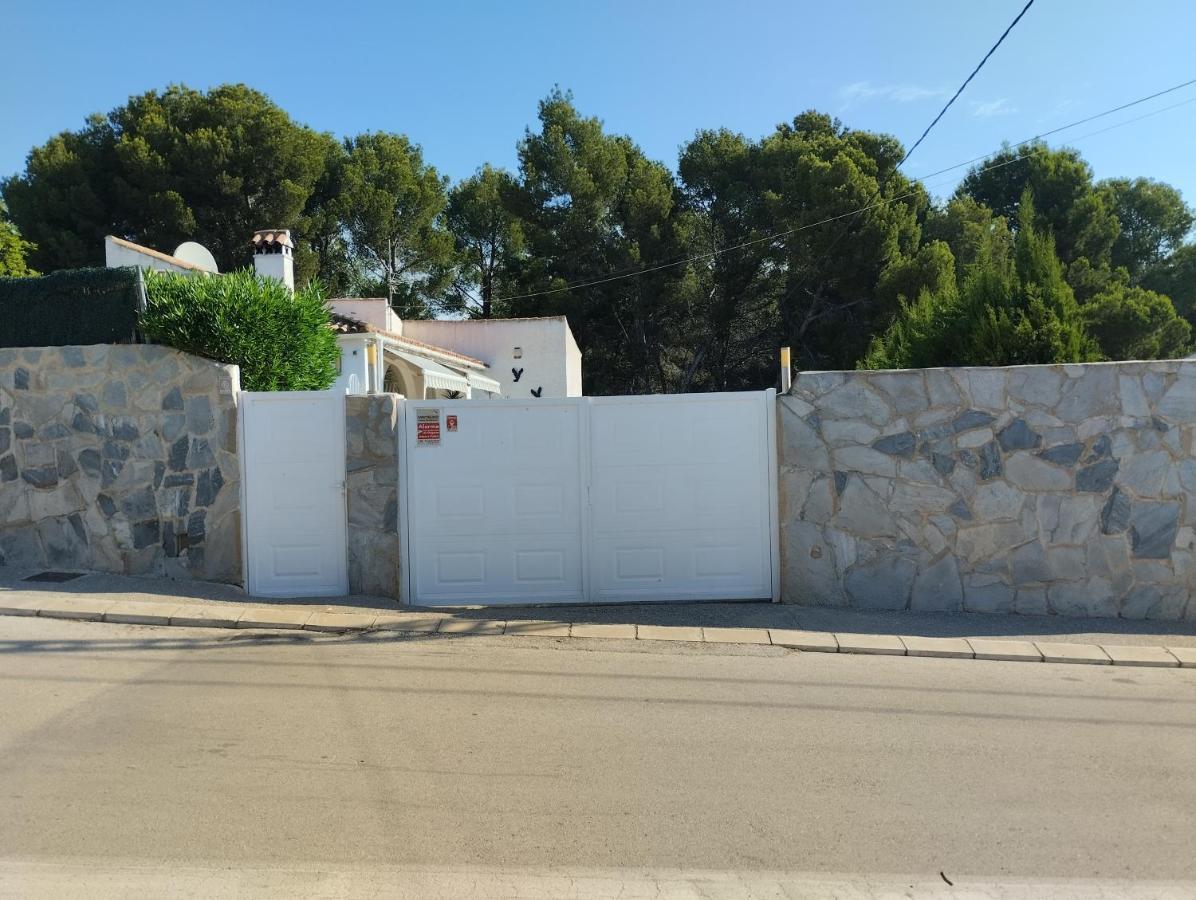 El Romarel Bed & Breakfast L'Alfas del Pi Exterior foto