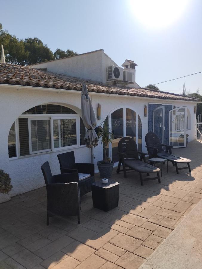 El Romarel Bed & Breakfast L'Alfas del Pi Exterior foto